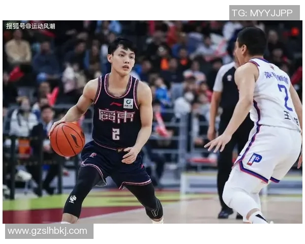 广体篮球明星西装风潮引领时尚潮流展现运动与优雅的完美结合